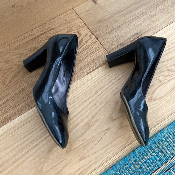 Aquatalia patent leather round toe heels size 9.5 - Picture 4 of 7